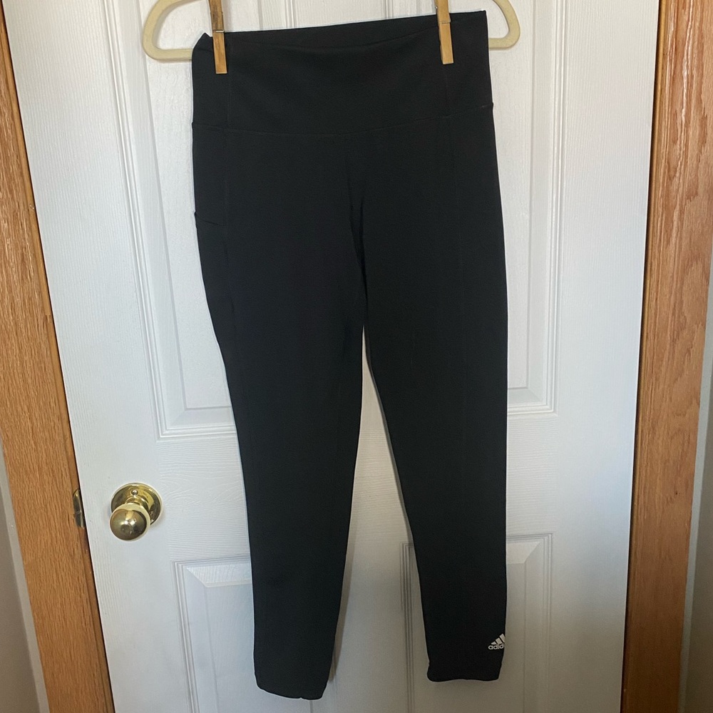 *SOLD* 
Adidas Legging